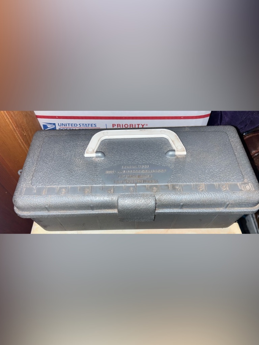 Cast Craft USA Vintage Rust & Corrosion Proof Lifetime Hinge Rigid Tackle Box